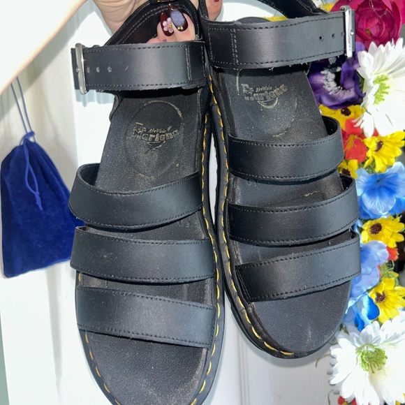 dr martens sandals - Picture 1 of 3